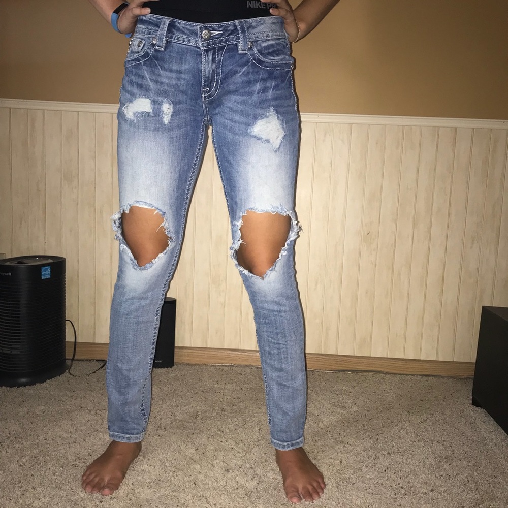 Miss Me Signature Skinny Jeans